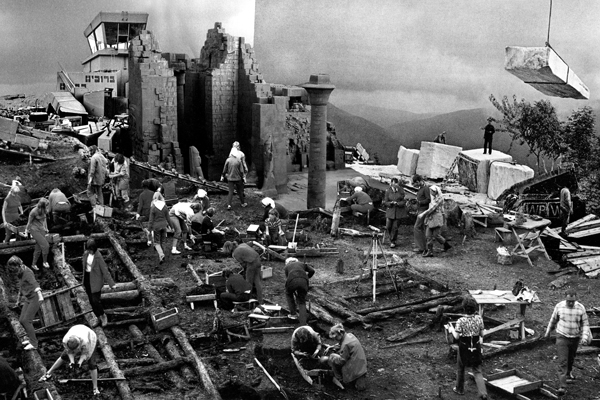 Chris Foster+ | Kolaj Magazine Artist Directory